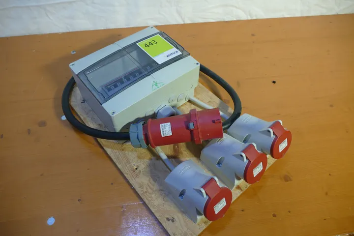 Stromverteiler 32A